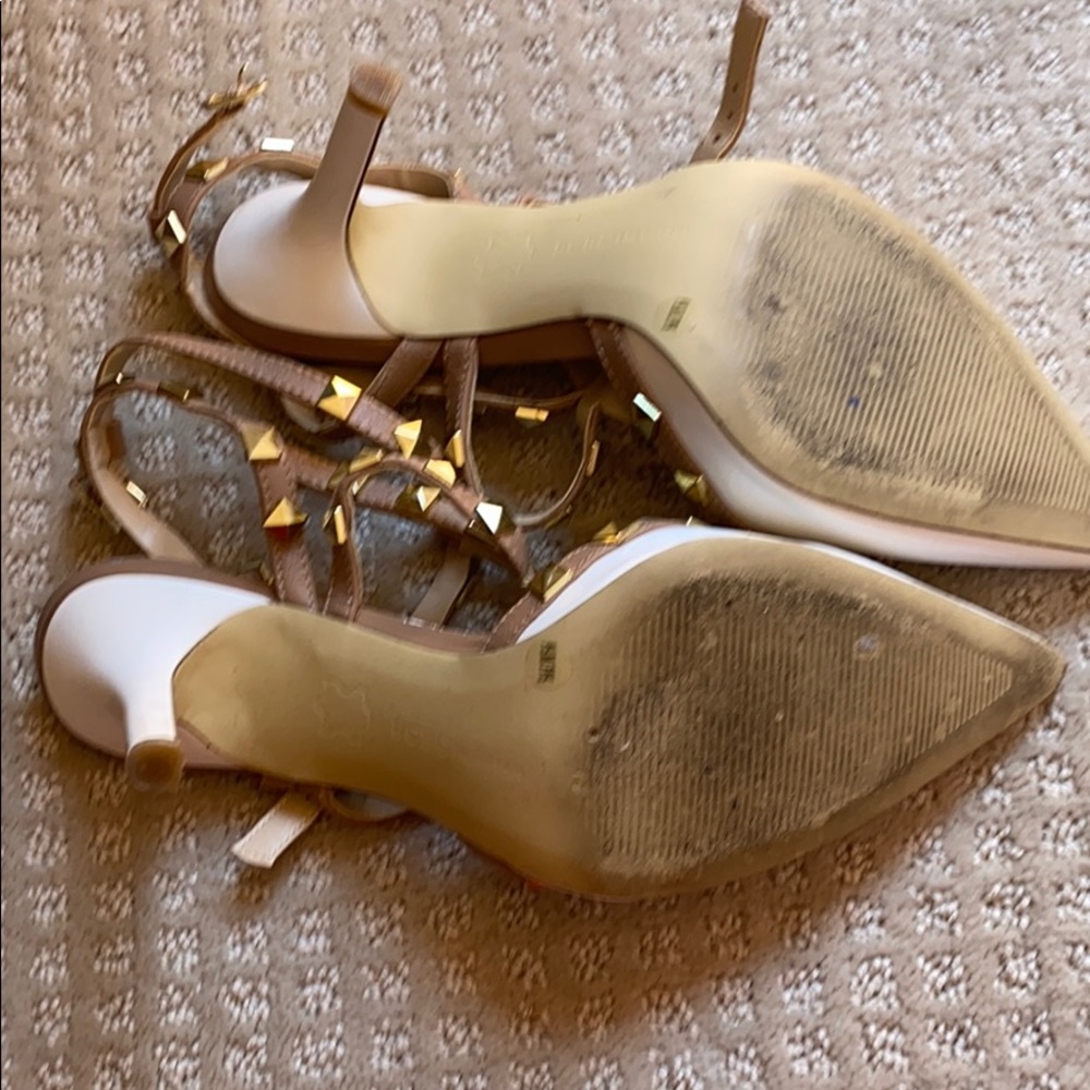 Sandals - Picture 3 of 5